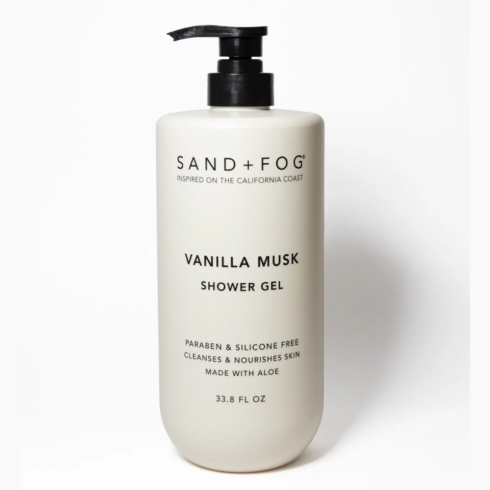 New! Sand + Fog Vanilla Musk Body Wash Shower Gel 33.8 oz